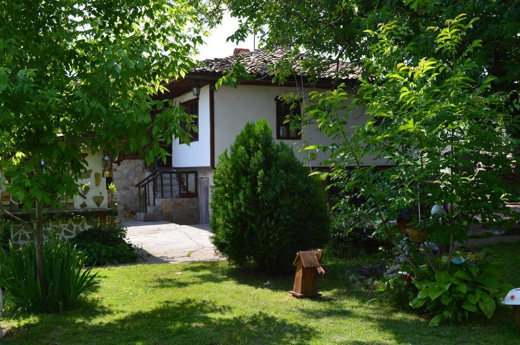 The Old House Guest House Obedinenie Szoba fotó